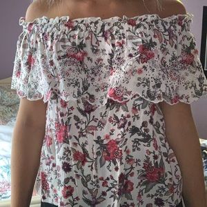 American eagle off the shoulder top